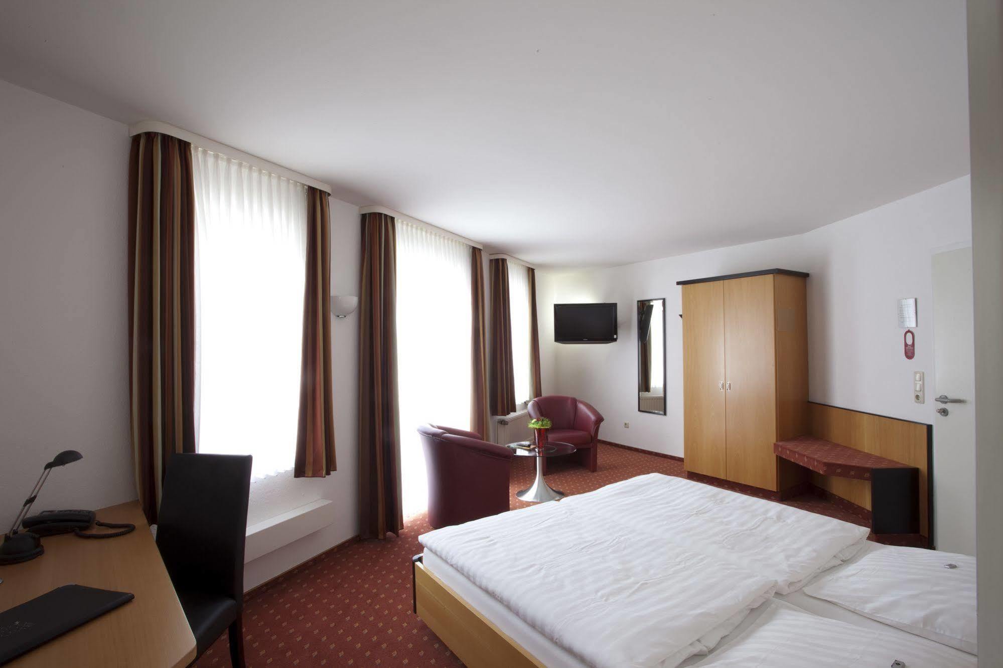 Hotel Am Braunen Hirsch Celle Eksteriør billede